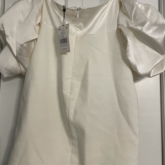 Cinq á Sept Teagan Dress- size 6. NEVER WORN! - Picture 6 of 6